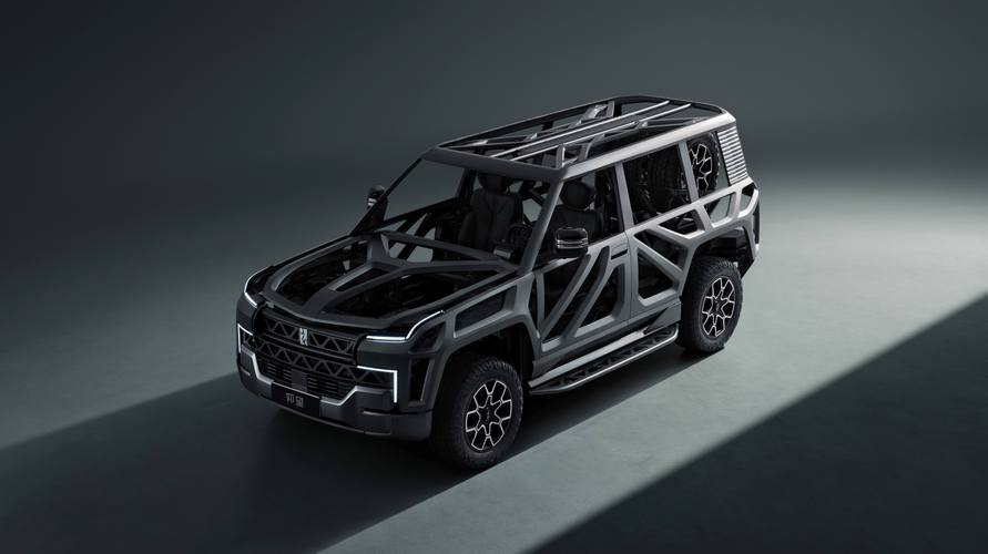 广州300仰望U8硬派越野的科技魅力，国能汽车对传统燃油车市场的冲击